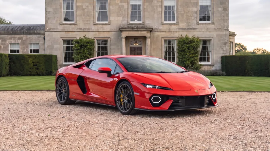 Lamborghini Temerario on the gravel drive of an English country house